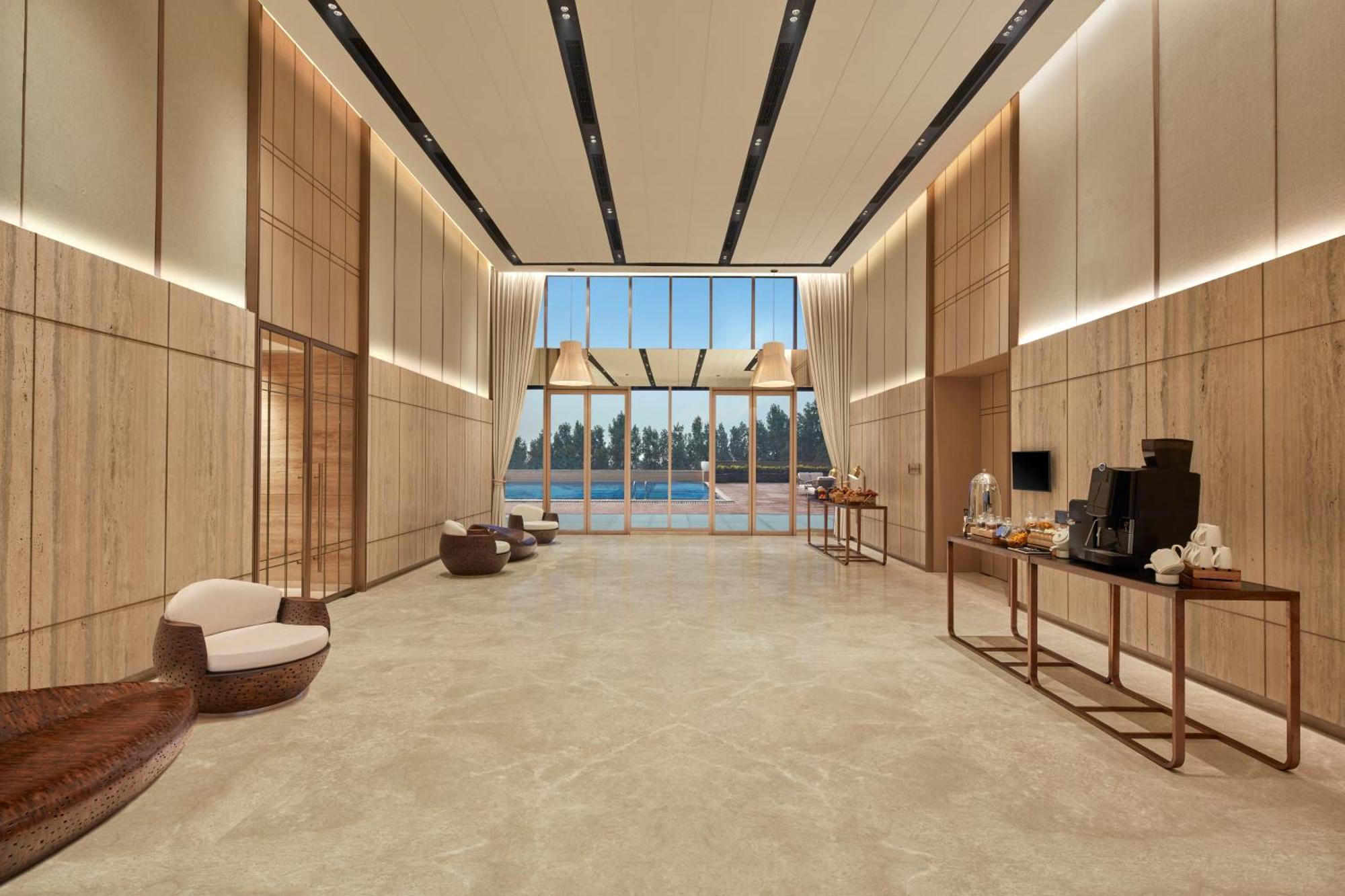 Hilton Gurugram Baani City Centre Gurgaon Dış mekan fotoğraf