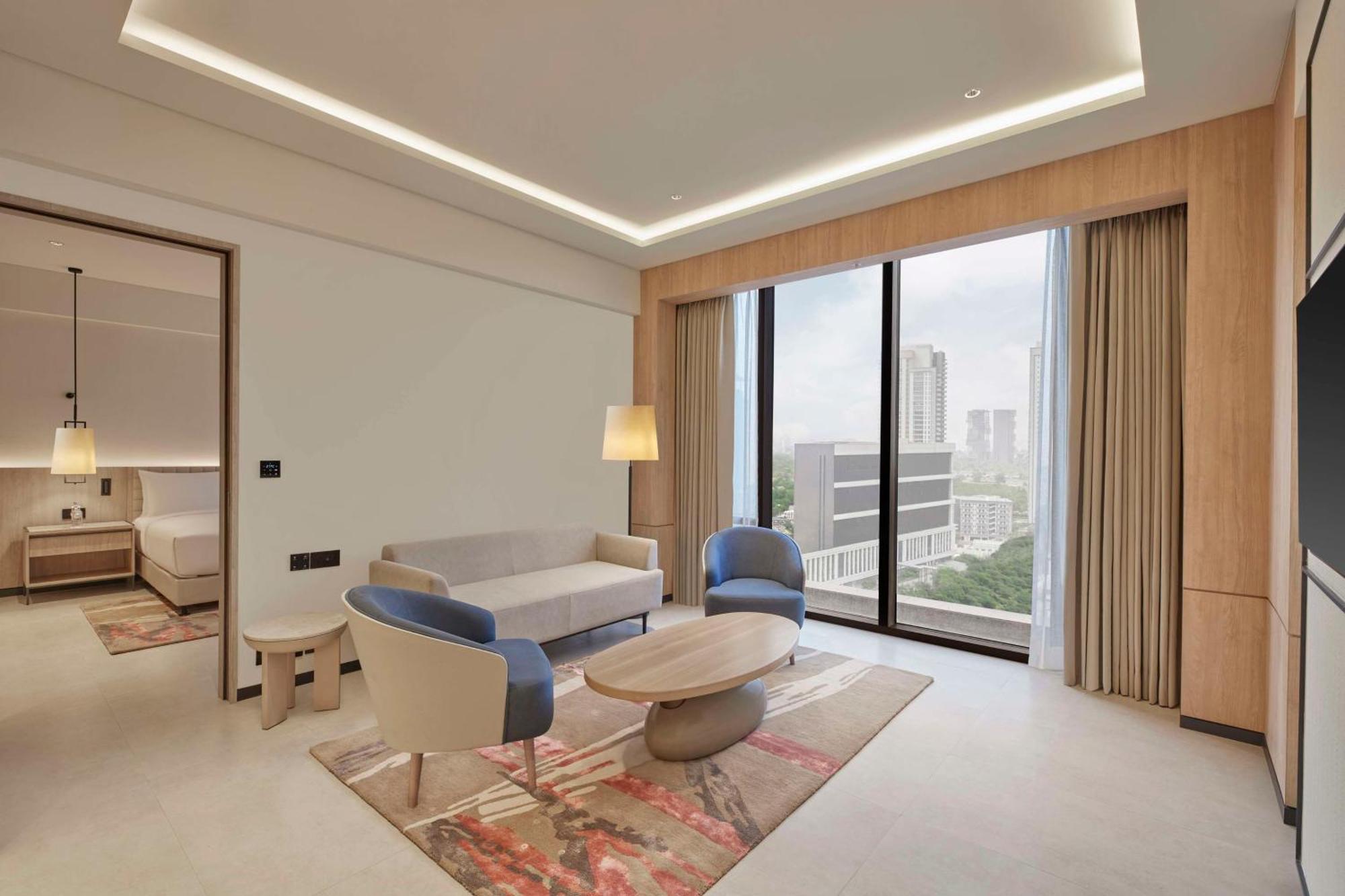 Hilton Gurugram Baani City Centre Gurgaon Dış mekan fotoğraf